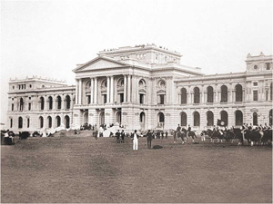 Foto de 7 de setembro de 1.895 - solenidade de inauguração.jpg