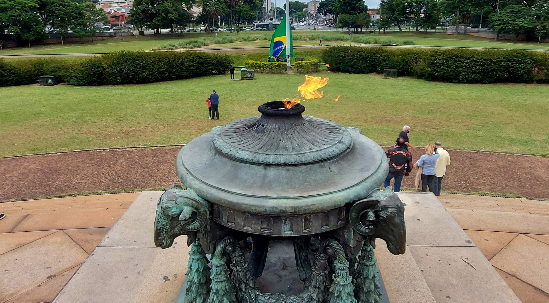 pira no parque da independencia 3.jpg