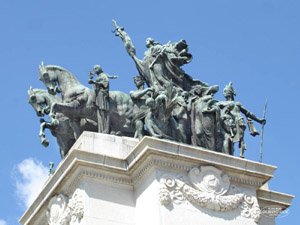 monumento_11a.jpg